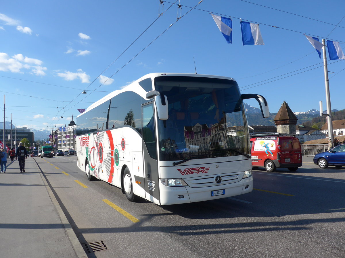 (179'403) - Aus Italien: Vierre, Vimercate - FF-177 TR - Mercedes am 10. April 2017 in Luzern, Bahnhofbrcke