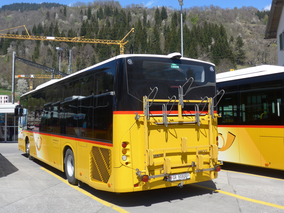 (179'582) - Fontana, Ilanz - Nr. 4/GR 80'800 - Volvo am 14. April 2017 beim Bahnhof Ilanz