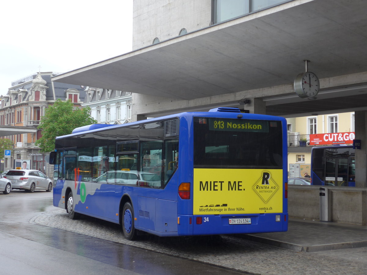 (179'637) - VZO Grningen - Nr. 34/ZH 124'134 - Mercedes am 16. April 2017 beim Bahnhof Uster