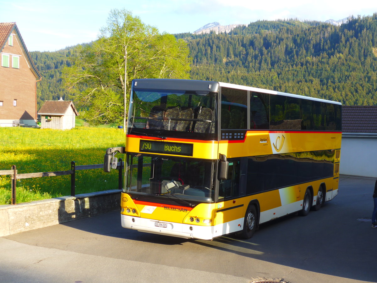 (180'280) - PostAuto Ostschweiz - SG 296'225 - Neoplan am 21. Mai 2017 in Wildhaus, Dorf