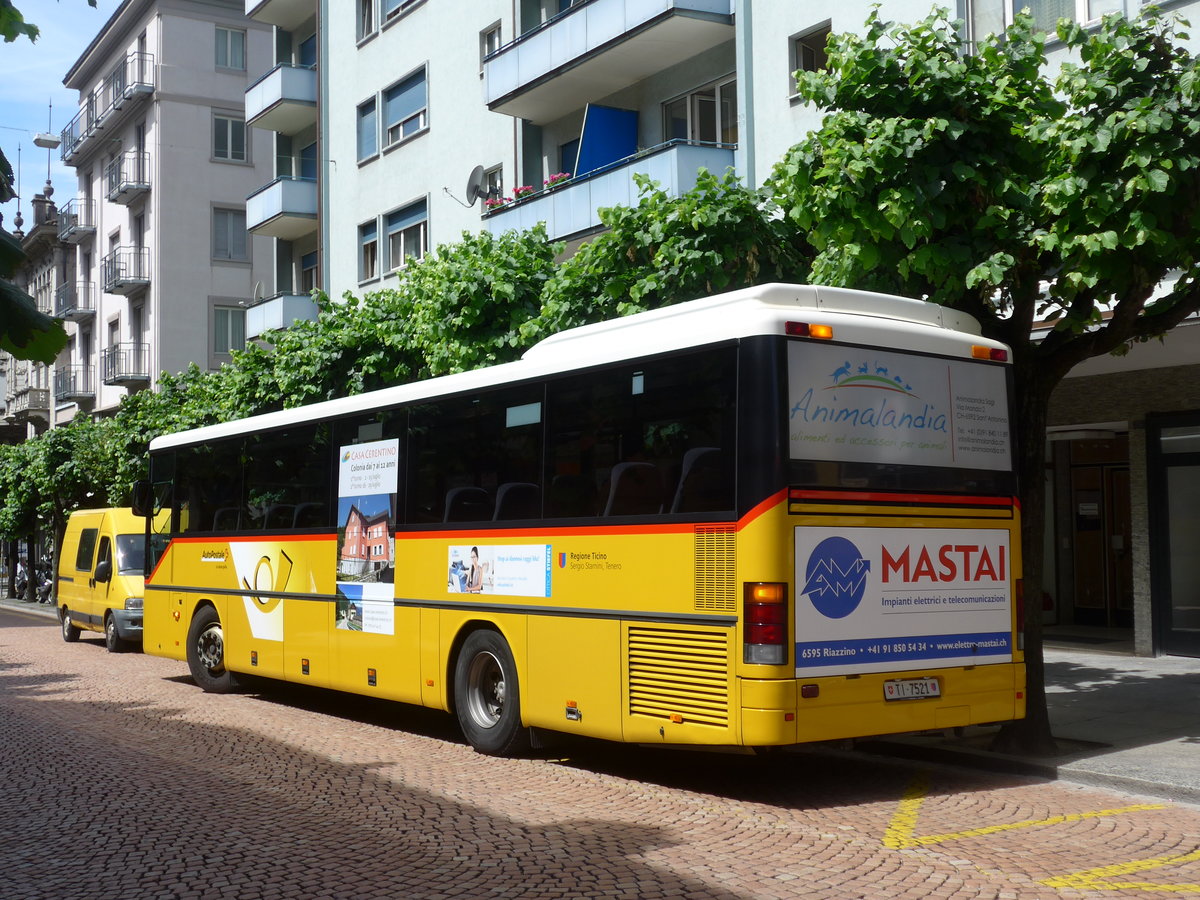 (180'530) - Starnini, Tenero - TI 7521 - Setra am 23. Mai 2017 beim Bahnhof Bellinzona