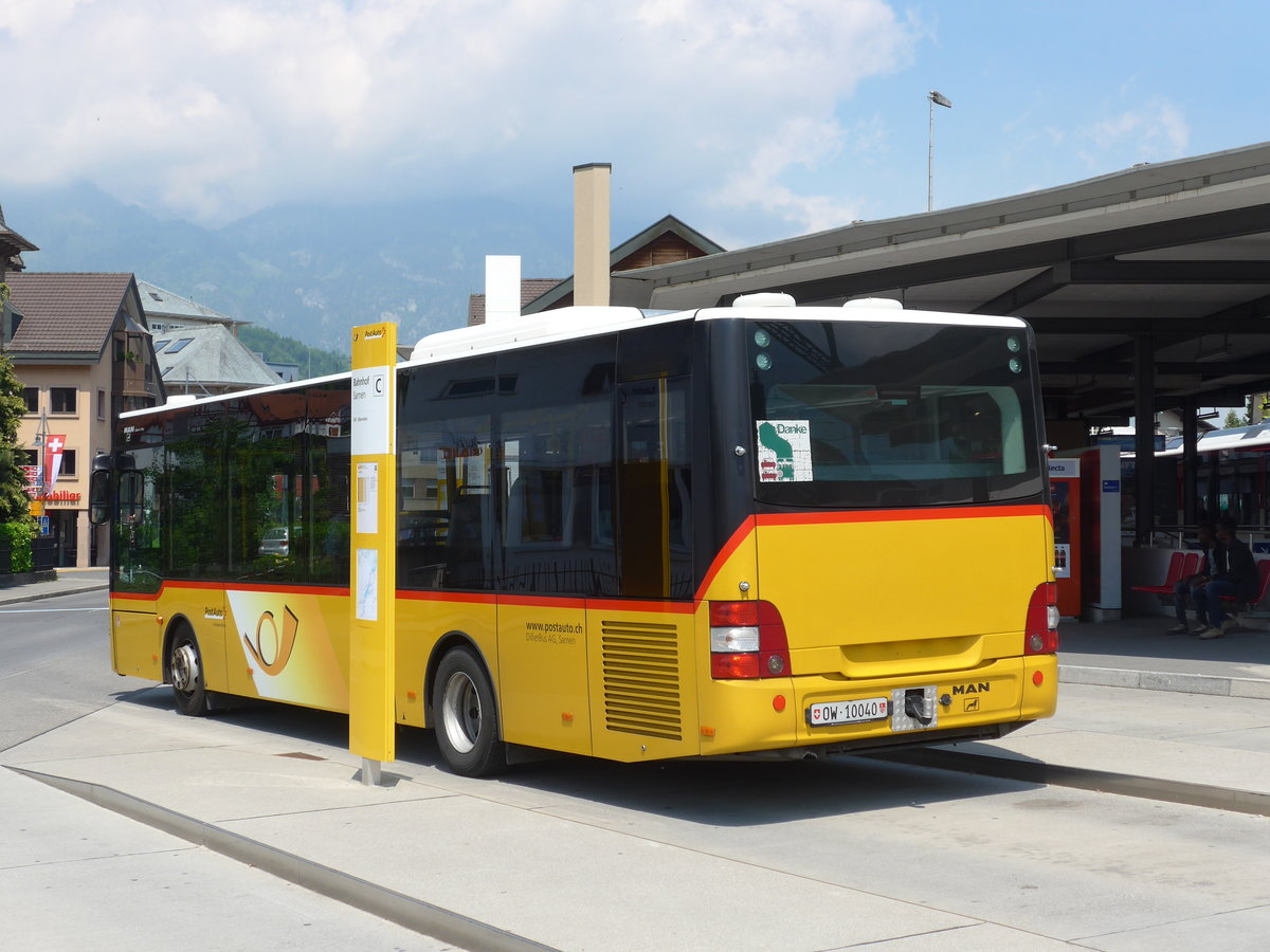 (180'728) - Dillier, Sarnen - Nr. 7/OW 10'040 - MAN/Gppel am 24. Mai 2017 beim Bahnhof Sarnen