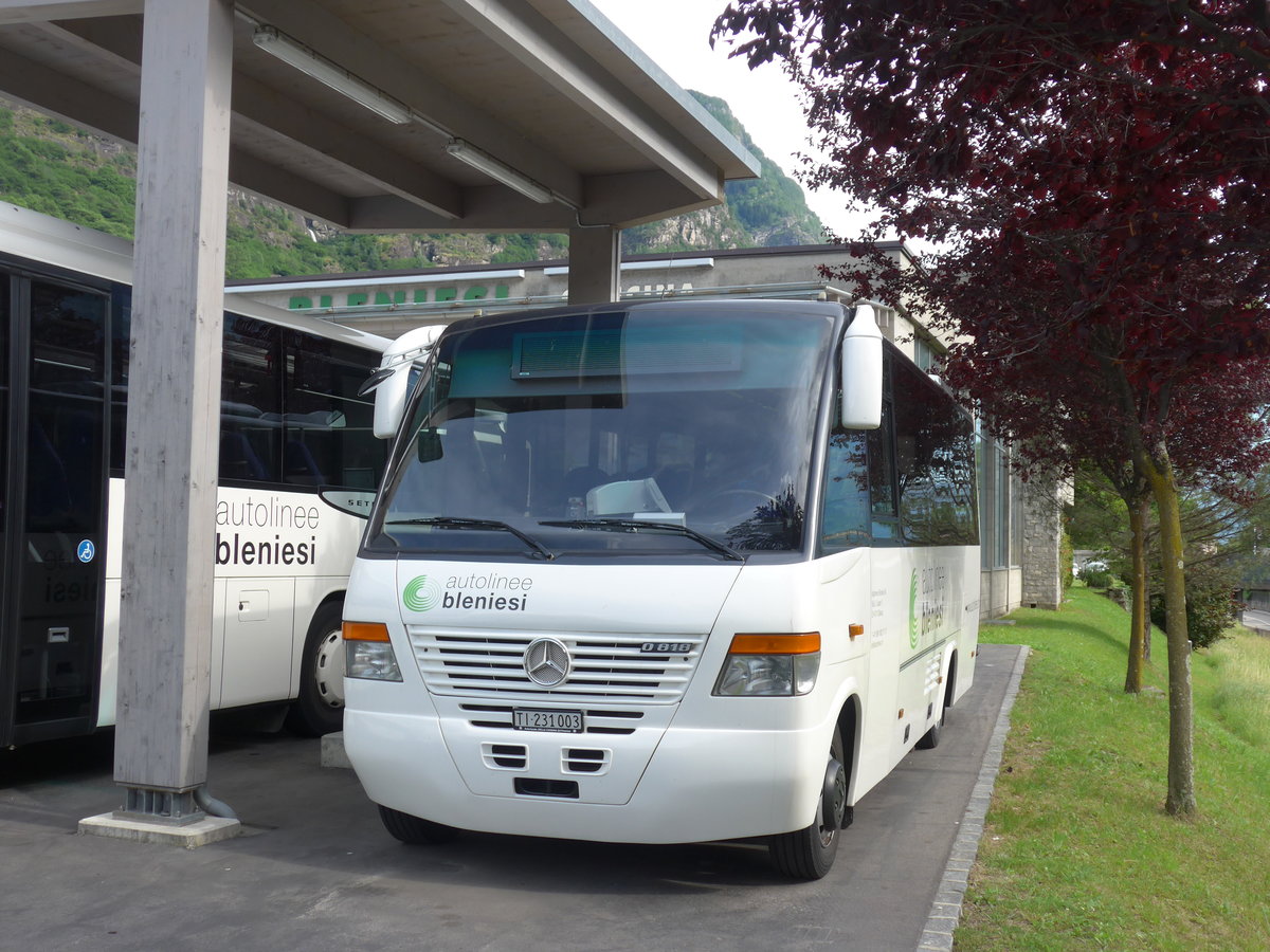 (180'817) - ABl Biasca - Nr. 3/TI 231'003 - Mercedes am 23. Mai 2017 in biasca, Garage