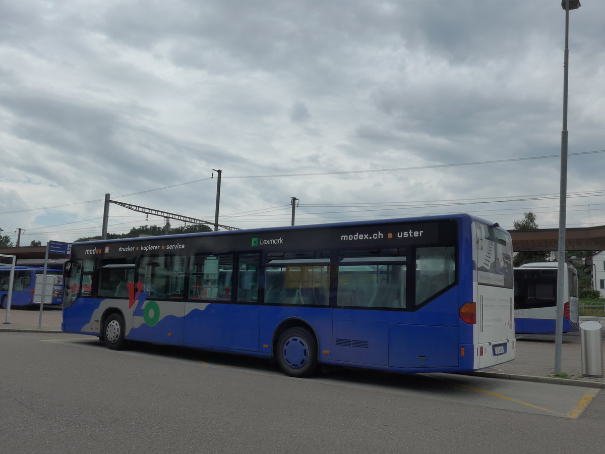 (181'948) - VZO Grningen - Nr. 18/ZH 41'418 - Mercedes am 10. Juli 2017 beim Bahnhof Wetzikon