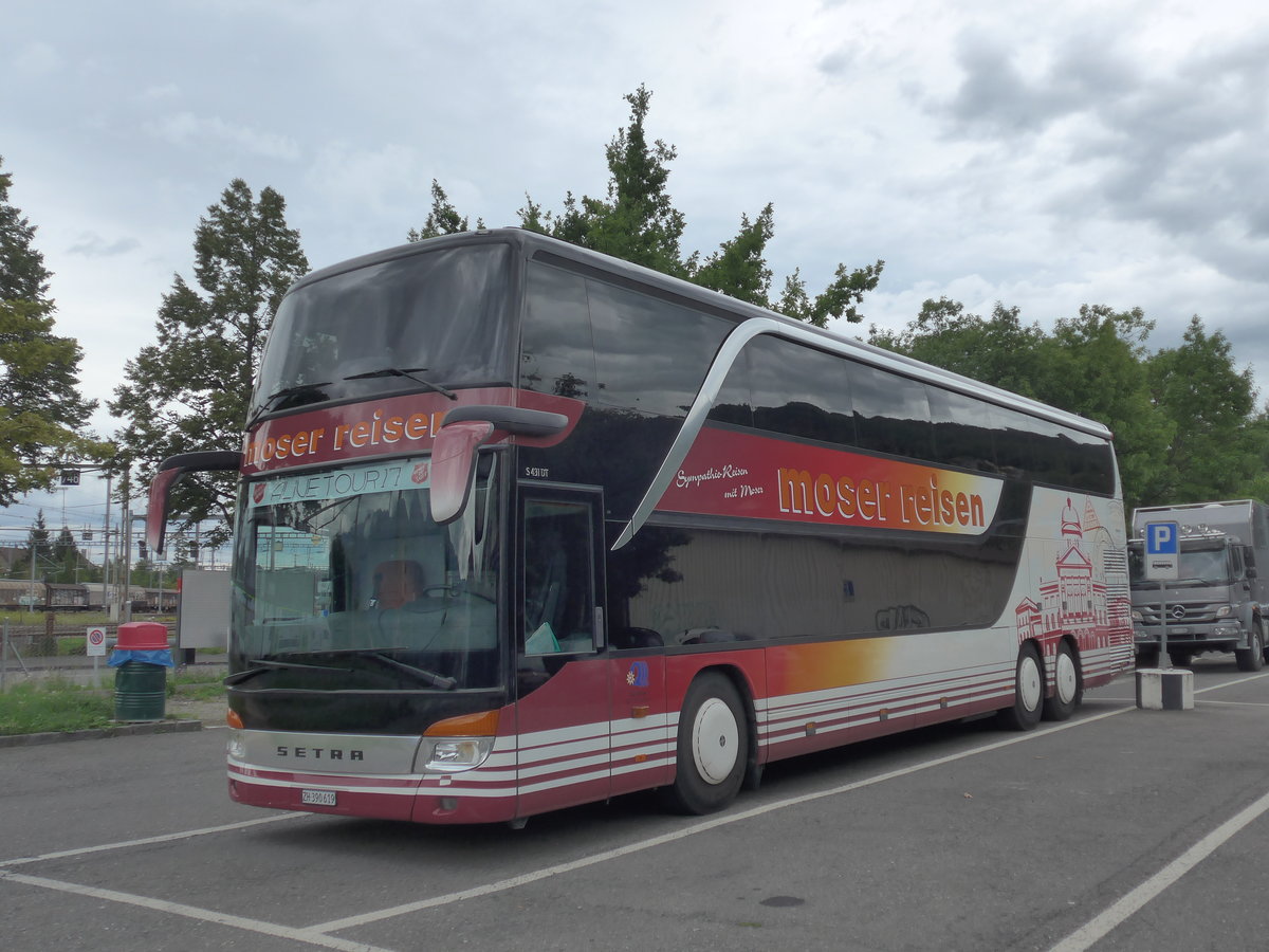 (182'301) - Moser, Flaach - ZH 390'619 - Setra am 27. Juli 2017 in Thun, Seestrasse