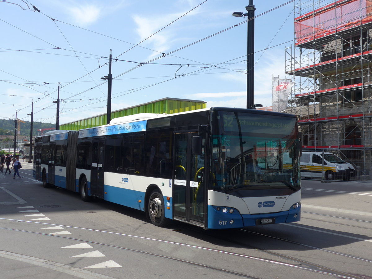 (182'641) - VBZ Zrich - Nr. 517/ZH 726'517 - Neoplan am 3. August 2017 beim Bahnhof Zrich-Oerlikon