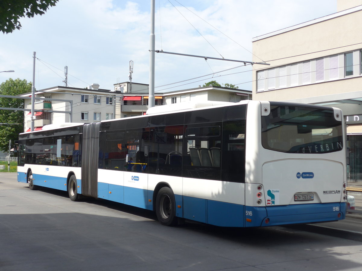 (182'670) - VBZ Zrich - Nr. 516/ZH 726'516 - Neoplan am 3. August 2017 in Zrich, Schwamendingerplatz