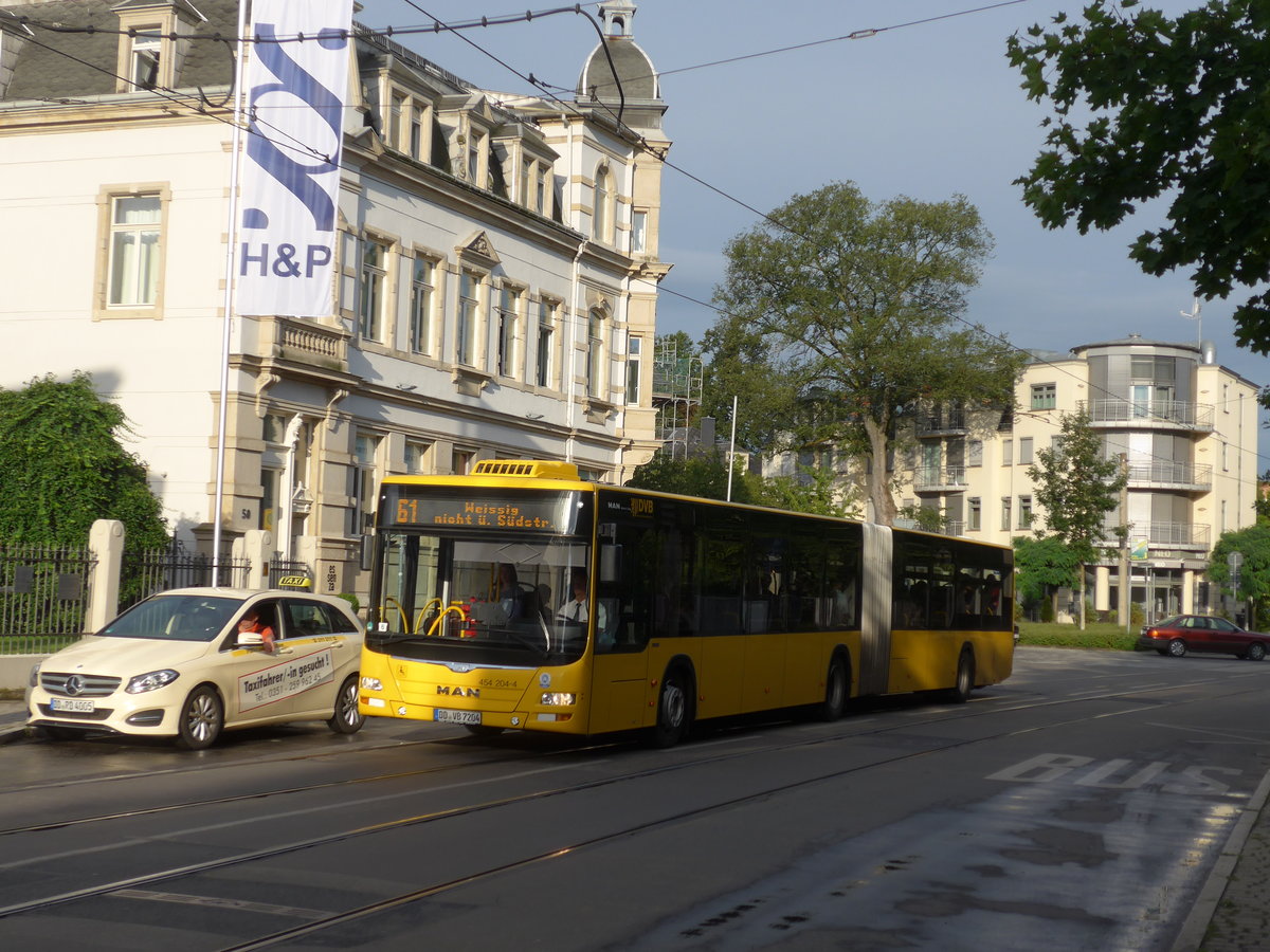 (183'151) - DVB Dresden - Nr. 454'204/DD-VB 7204 - MAN am 9. August 2017 in Dresden, Schillerplatz