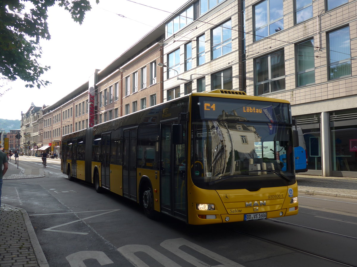 (183'153) - DVS Dresden - Nr. 930'606/DD-VS 1306 - MAN am 9. August 2017 in Dresden, Schillerplatz