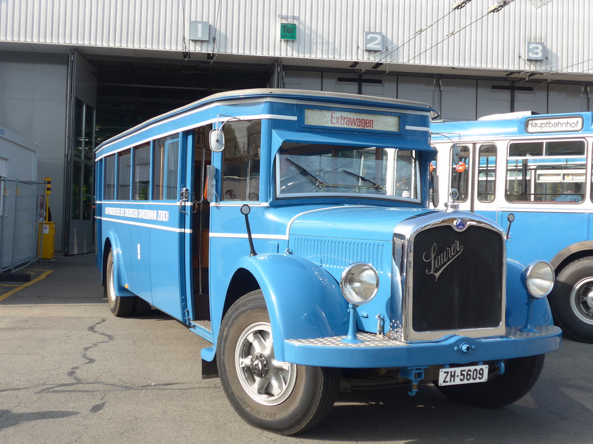 (183'688) - VBZ Zrich - Nr. 9/ZH 5609 - Saurer/SWS (ex Bamert, Wollerau; ex BBA Aarau Nr. 1; ex VBZ Zrich Nr. 209; ex VBZ Zrich Nr. 9) am 20. August 2017 in Zrich, Garage Hardau