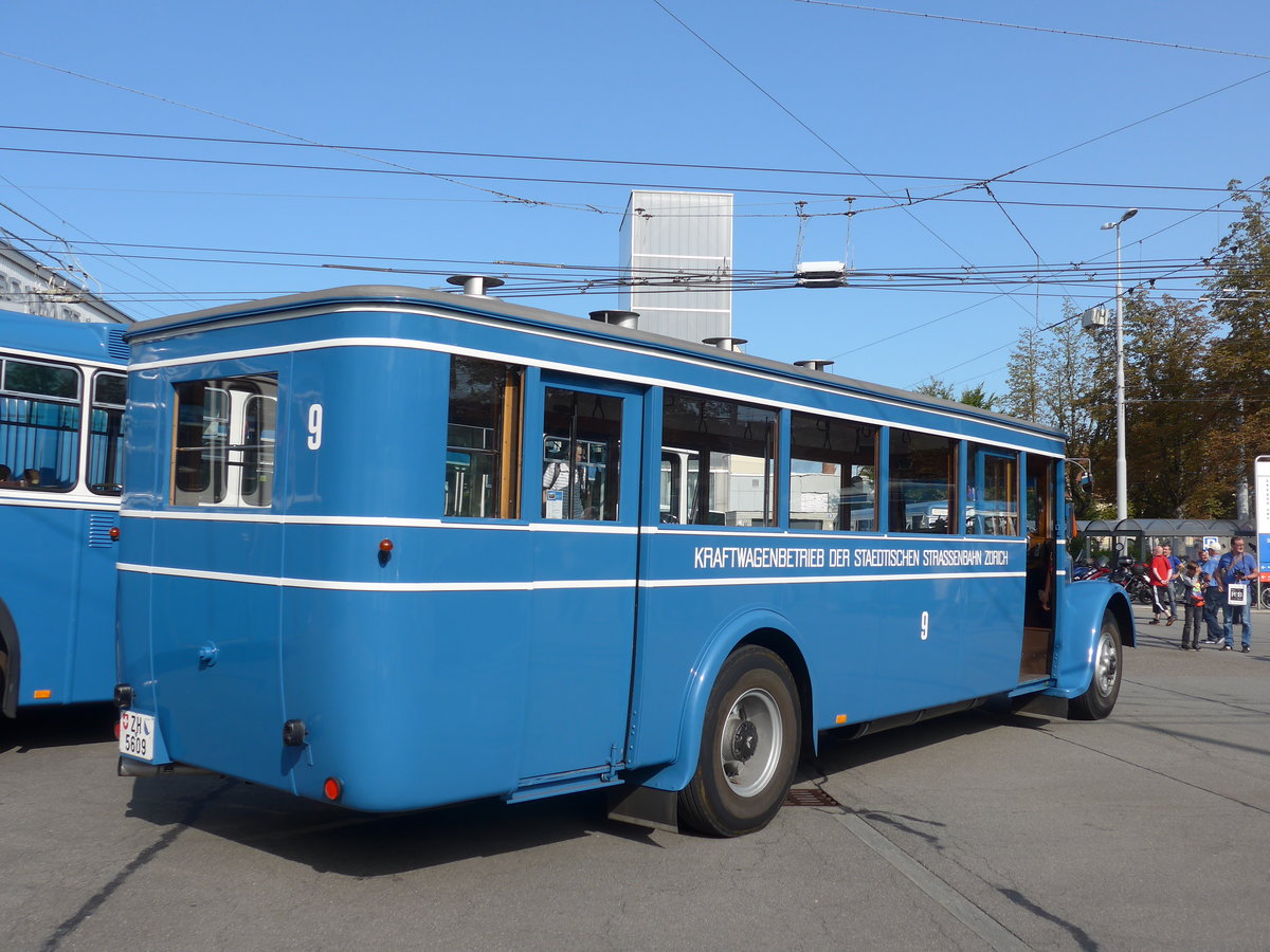 (183'693) - VBZ Zrich - Nr. 9/ZH 5609 - Saurer/SWS (ex Bamert, Wollerau; ex BBA Aarau Nr. 1; ex VBZ Zrich Nr. 209; ex VBZ Zrich Nr. 9) am 20. August 2017 in Zrich, Garage Hardau