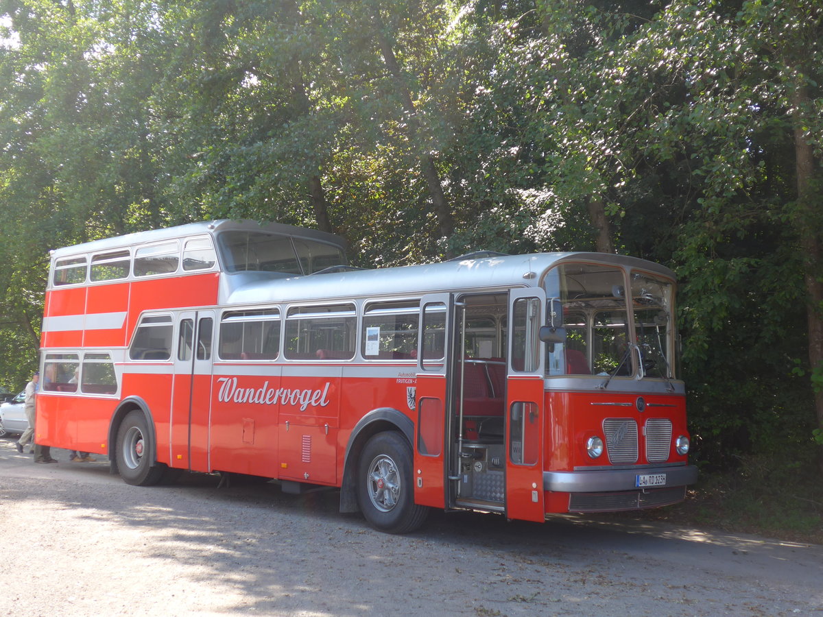 (183'928) - Aus Deutschland: Radlmeier, Ergoldsbach - LA-RD 123H - FBW/Vetter-R&J Anderthalbdecker (ex FRAM Drachten/NL Nr. 20; ex Wespe, Altsttten; ex AFA Adelboden Nr. 4) am 23. August 2017 in Wetzikon, FBW-Museum