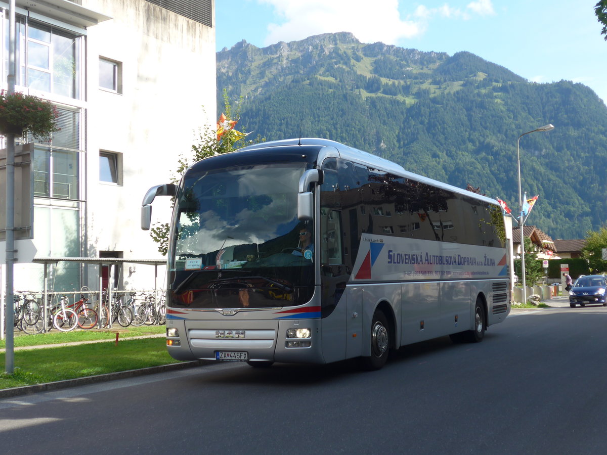 (184'637) - Aus der Slowakei: SAD Zilina - ZA-445FX - MAN am 3. September 2017 beim Bahnhof Interlaken Ost