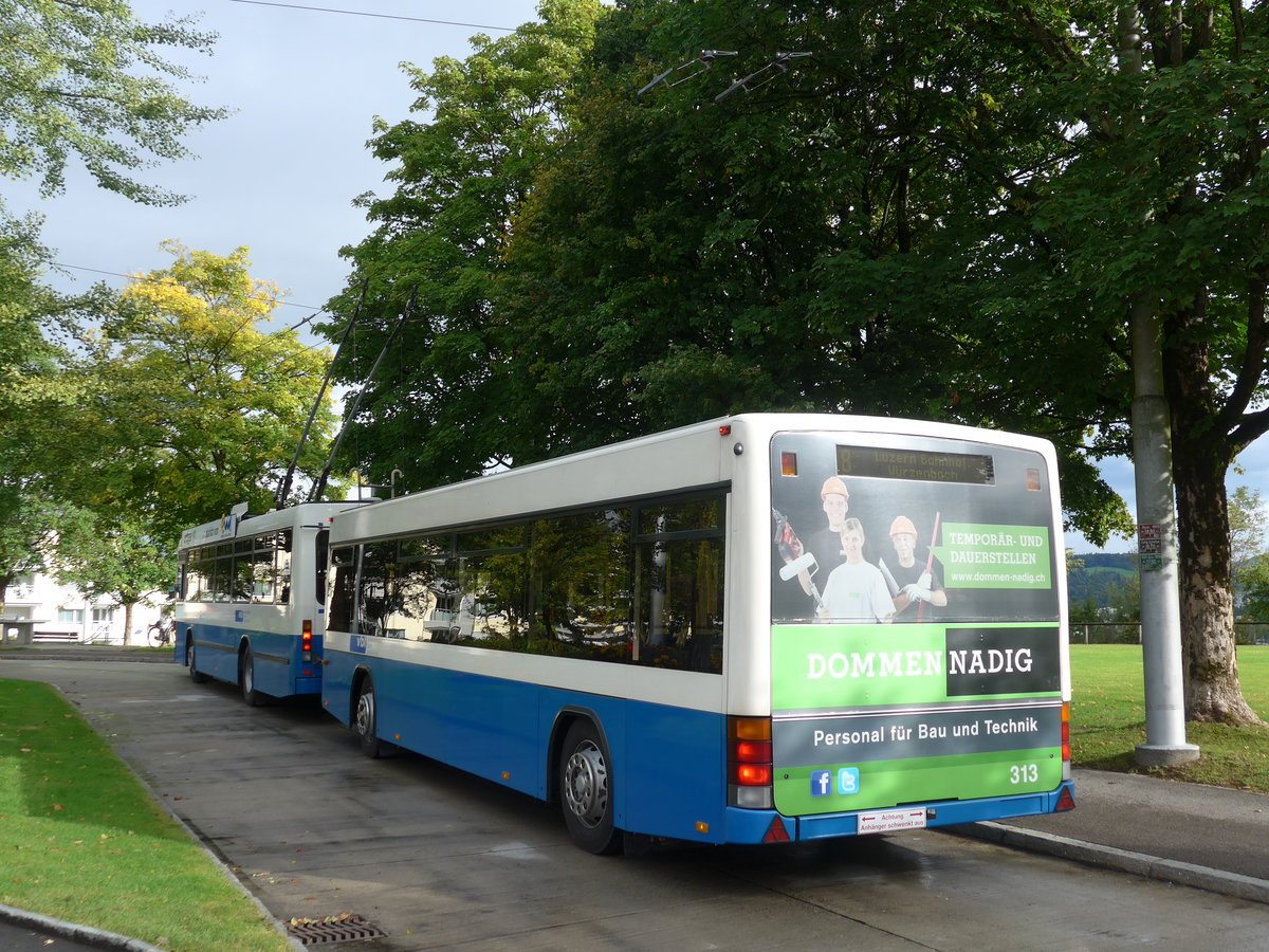 (185'151) - VBL Luzern - Nr. 313 - Lanz+Marti/Hess Personenanhnger am 18. September 2017 in Luzern, Hirtenhof