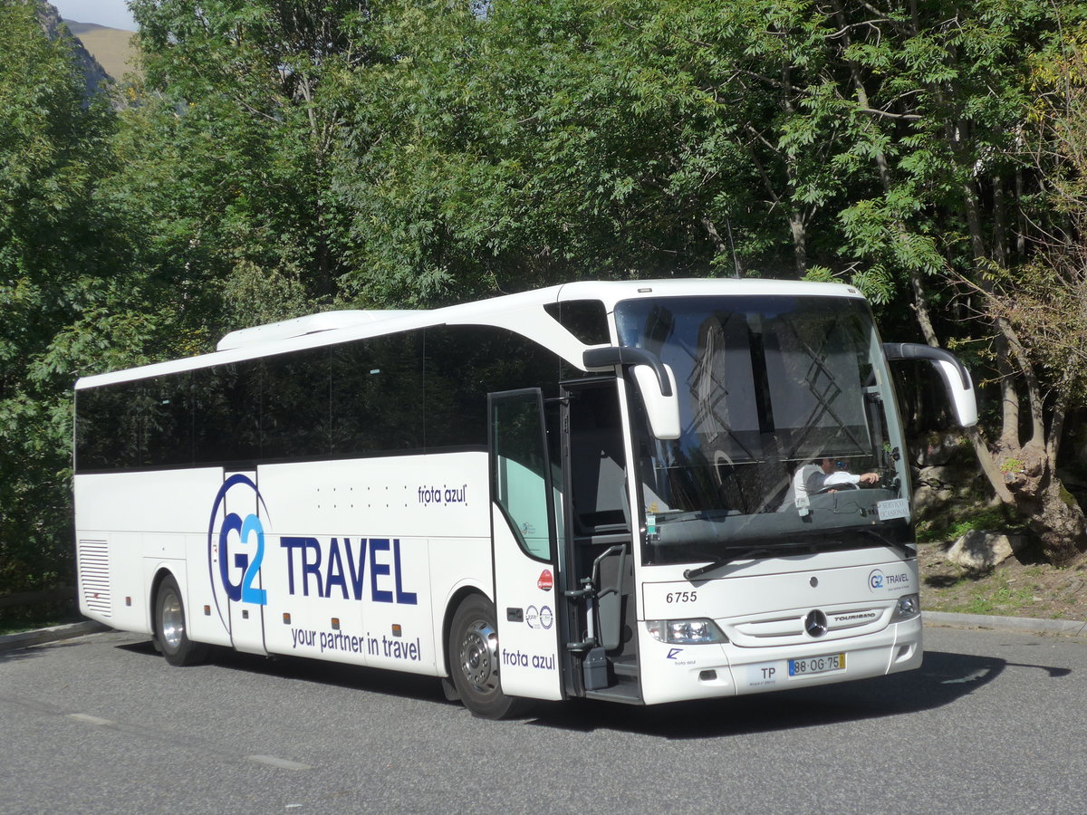 (185'397) - Aus Portugal: G2 Travel - Nr. 6755/88-OG-75 - Mercedes am 27. September 2017 in Meritxell, Kirche