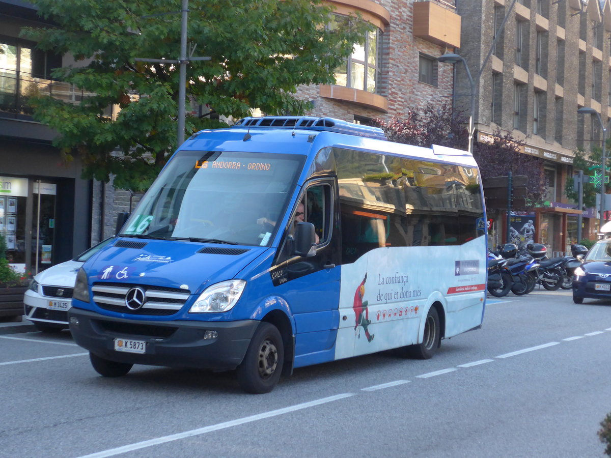 (185'413) - Hispano Andorrana, Andorra la Vella - K5873 - Mercedes am 27. September 2017 in La Massana, Les Entrades