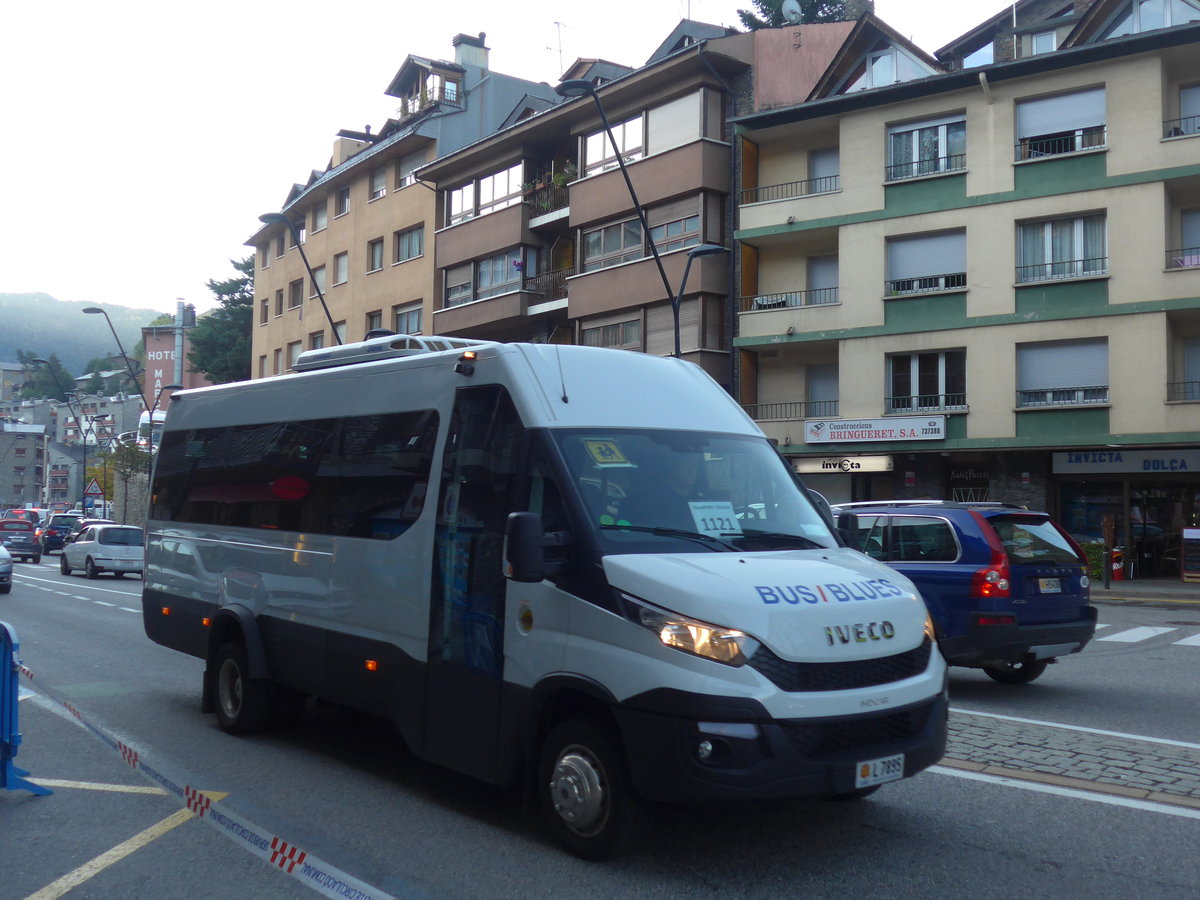 (185'450) - Bus Blues - L7895 - Iveco/Nocar am 28. September 2017 in La Massana, Les Entrades