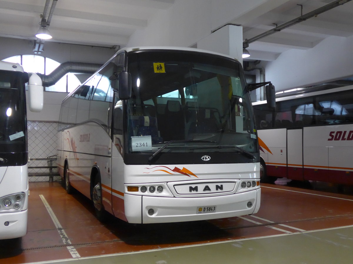 (185'465) - Soldevila, Escaldes-Engordany - D5843 - MAN/Beulas am 28. September 2017 in Andorra la Vella, Carparkhaus