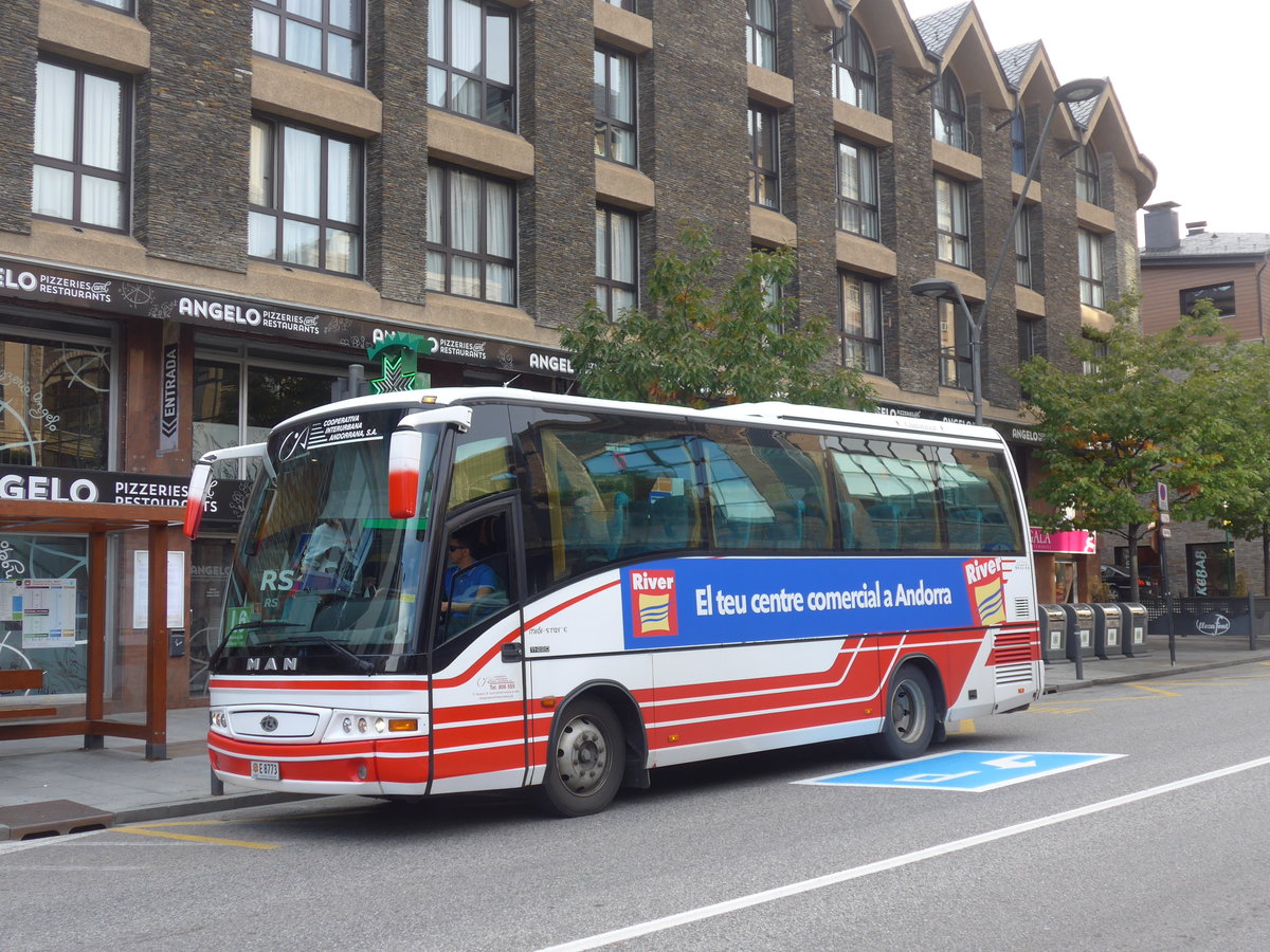 (185'571) - CIA Andorra la Vella - E8773 - MAN/Beulas am 28. September 2017 in La Massana, Les Entrades