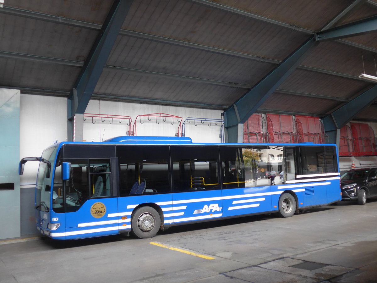 (185'804) - AFA Adelboden - Nr. 90/BE 398'916 - Mercedes am 8. oktober 2017 in Adelboden, Busstation