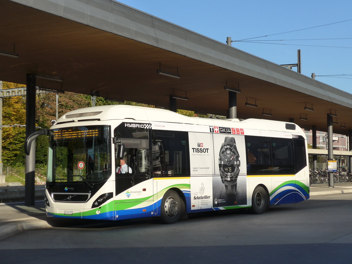 (185'960) - SBK Kreuzlingen - TG 161'787 - Volvo am 19. Oktober 2017 beim Bahnhof Kreuzlingen