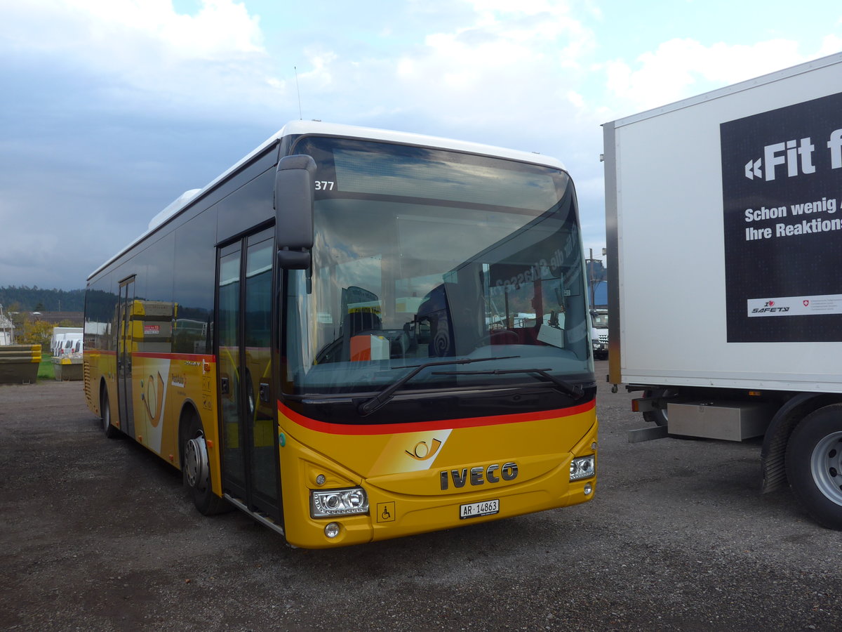 (186'130) - PostAuto Ostschweiz - AR 14'863 - Iveco am 27. Oktober 2017 in Wil, Larag