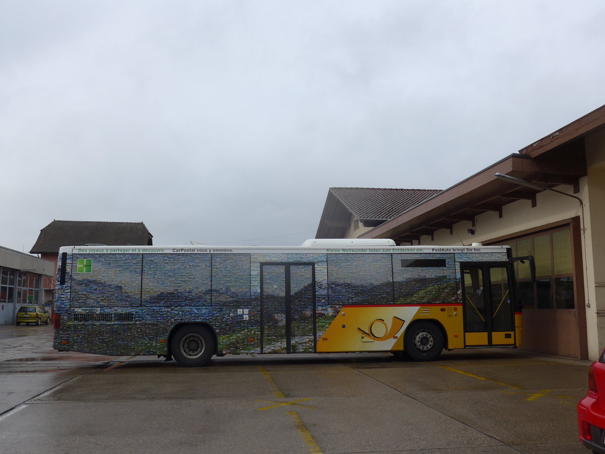 (186'668) - CarPostal Ouest - VD 124'774 - Volvo am 25. November 2017 in Yverdon, Garage