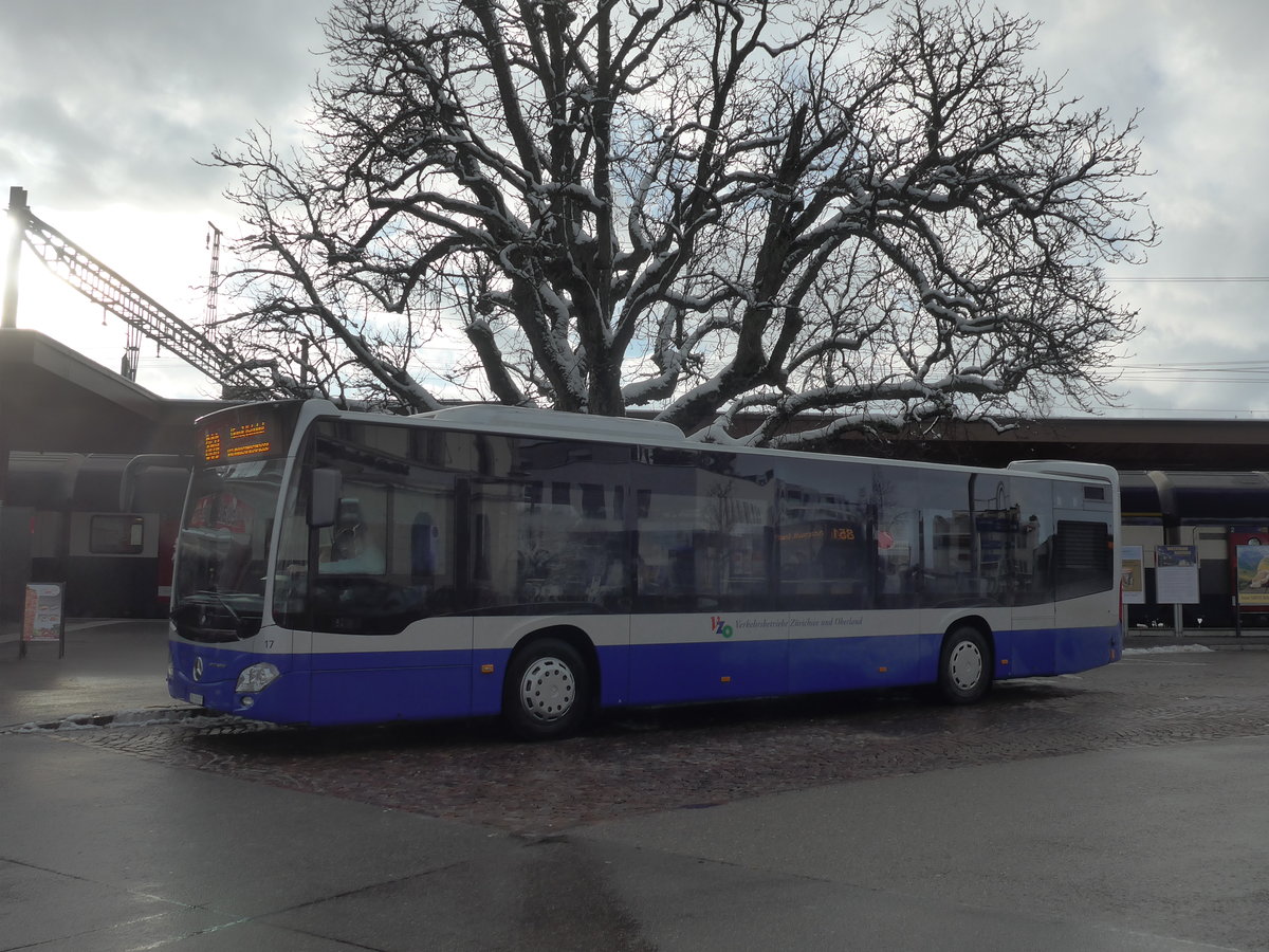 (186'884) - VZO Grningen - Nr. 17/ZH 41'417 - Mercedes am 9. Dezember 2017 beim Bahnhof Wetzikon