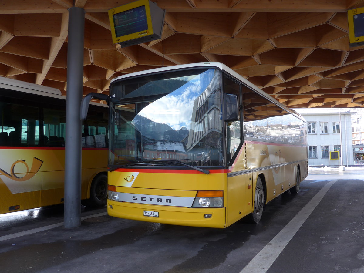 (187'003) - TRD, Savise - VS 46'915 - Setra (ex Dubuis, Savise) am 17. Dezember 2017 beim Bahnhof Sion