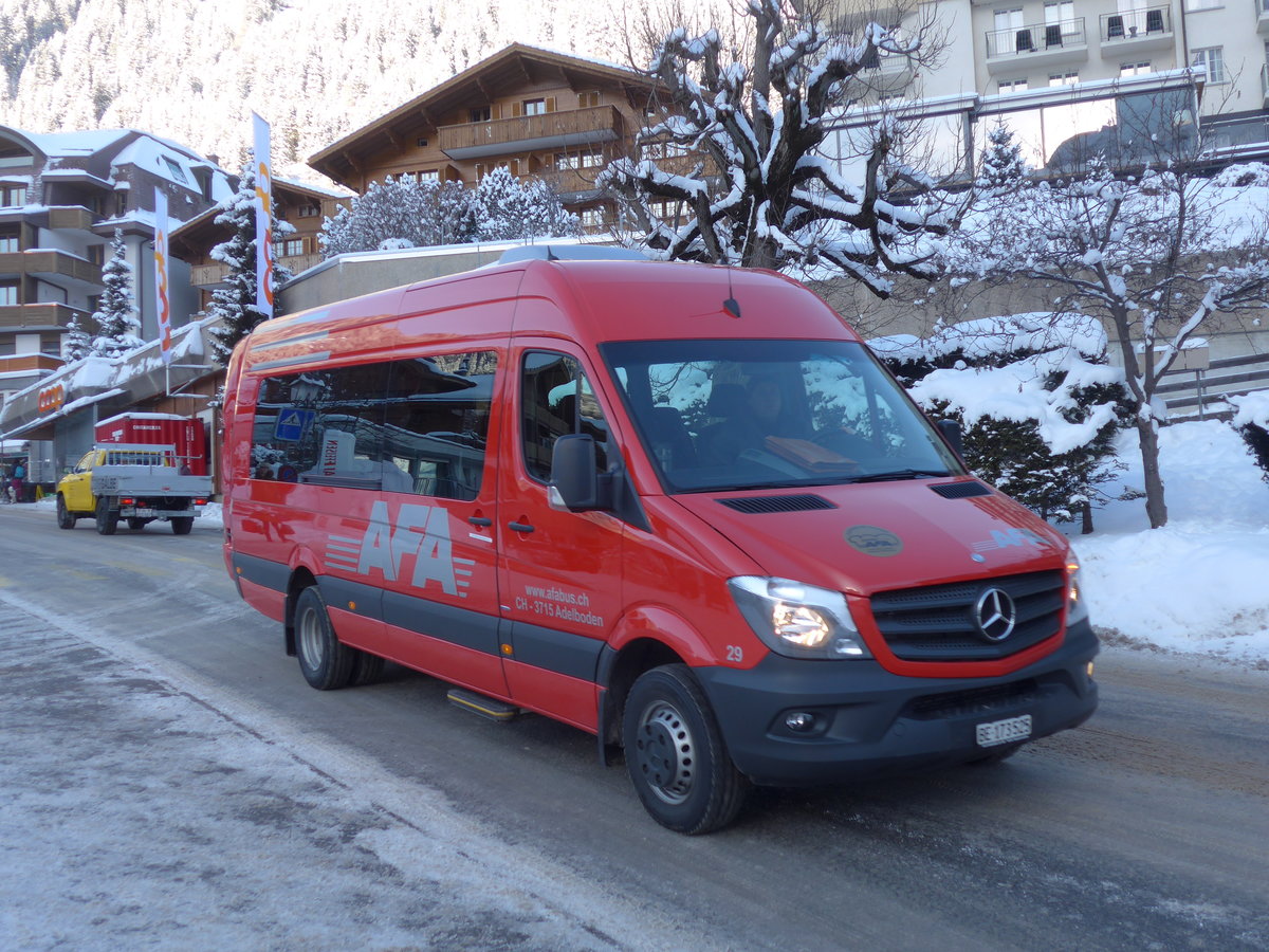 (187'467) - AFA Adelboden - Nr. 29/BE 173'525 - Mercedes am 29. Dezember 2017 in Adelboden, Landstrasse