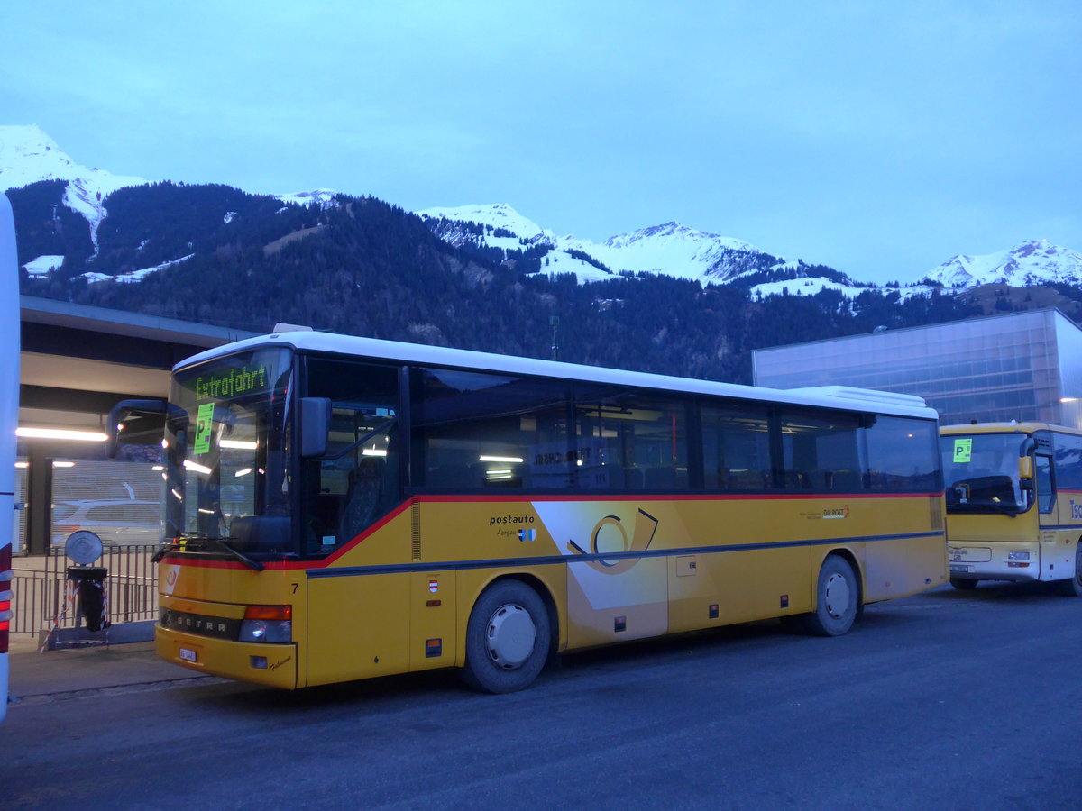 (187'667) - Tschannen, Zofingen - Nr. 7/AG 14'483 - Setra am 7. Januar 2018 beim Bahnhof Frutigen