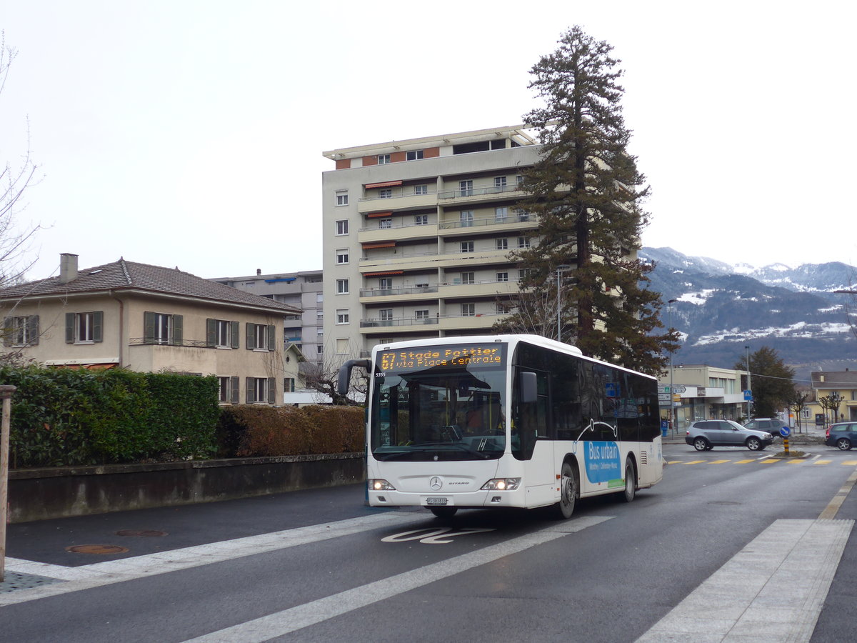 (187'989) - TPC Aigle - VS 383'833 - Mercedes am 20. Januar 2018 in Monthey, Evang. Kirche