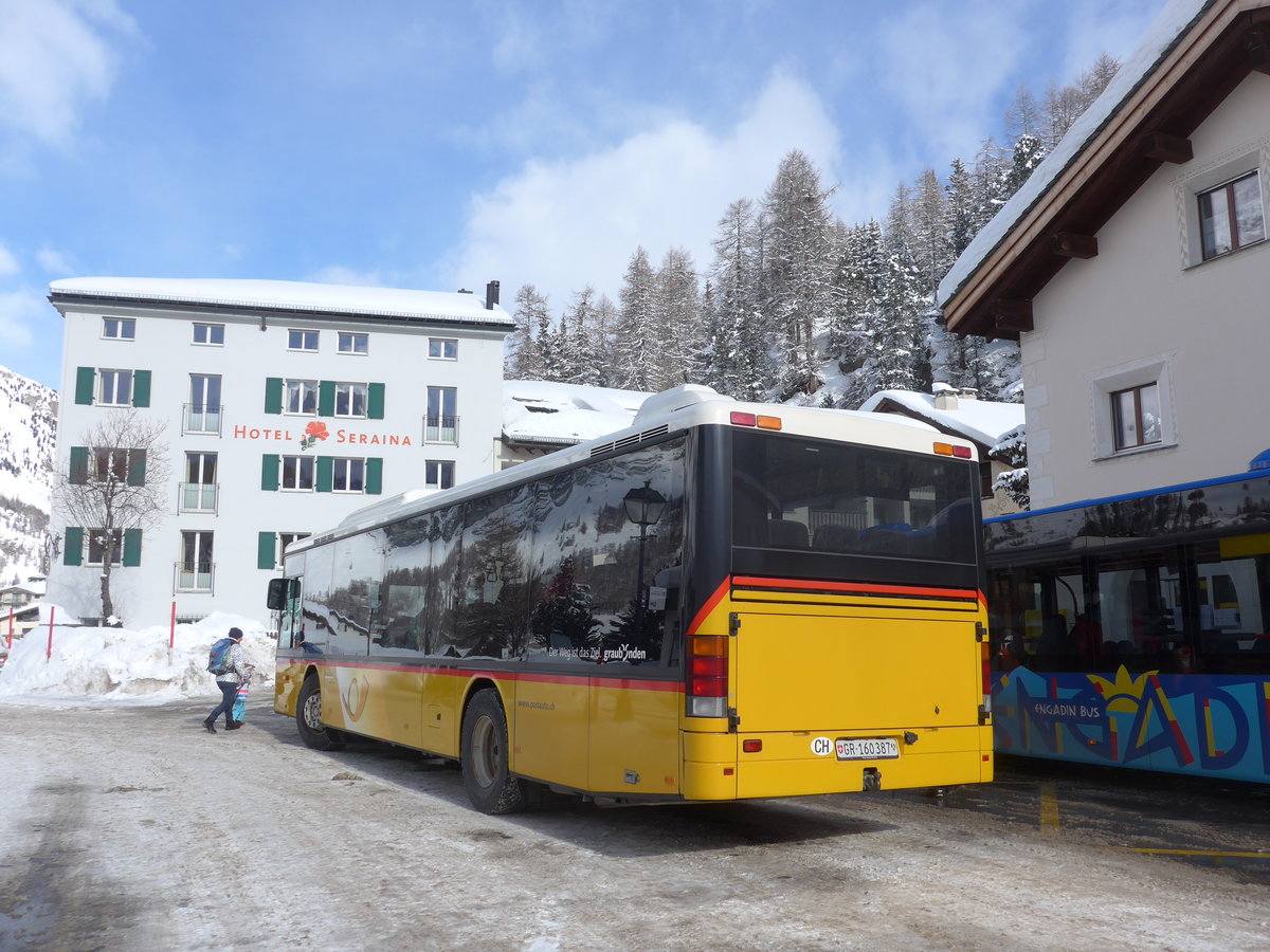 (188'161) - PostAuto Graubnden - GR 160'387 - Setra am 3. Februar 2018 in Sils-Maria, Post