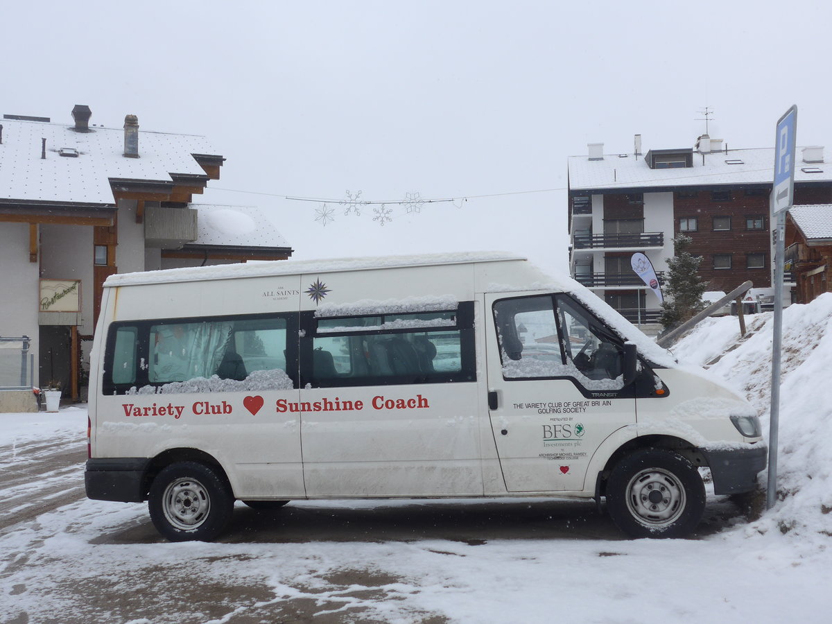 (188'376) - Aus England: Variety Club, London - Y 897 XBP - Ford am 11. Februar 2018 in Veysonnaz, Greppon Blanc