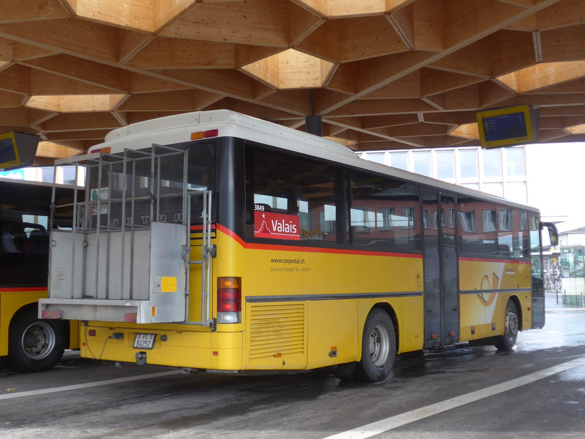 (188'433) - Buchard, Leytron - Nr. 252/VS 84'252 - Setra (ex Rey, Ayent; ex Buchard, Leytron) am 11. Februar 2018 beim Bahnhof Sion