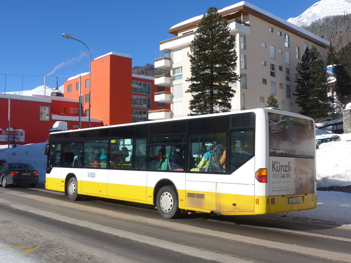 (188'504) - VBD Davos - Nr. 2/GR 81'985 - Mercedes am 13. Februar 2018 beim Bahnhof Davos Dorf