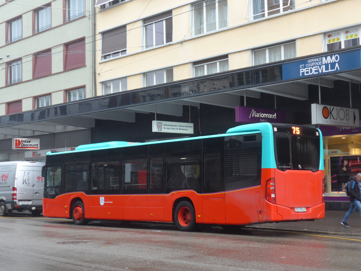 (188'682) - Binggeli, Studen - BE 20'044 - Mercedes am 15. Februar 2018 beim Bahnhof Biel