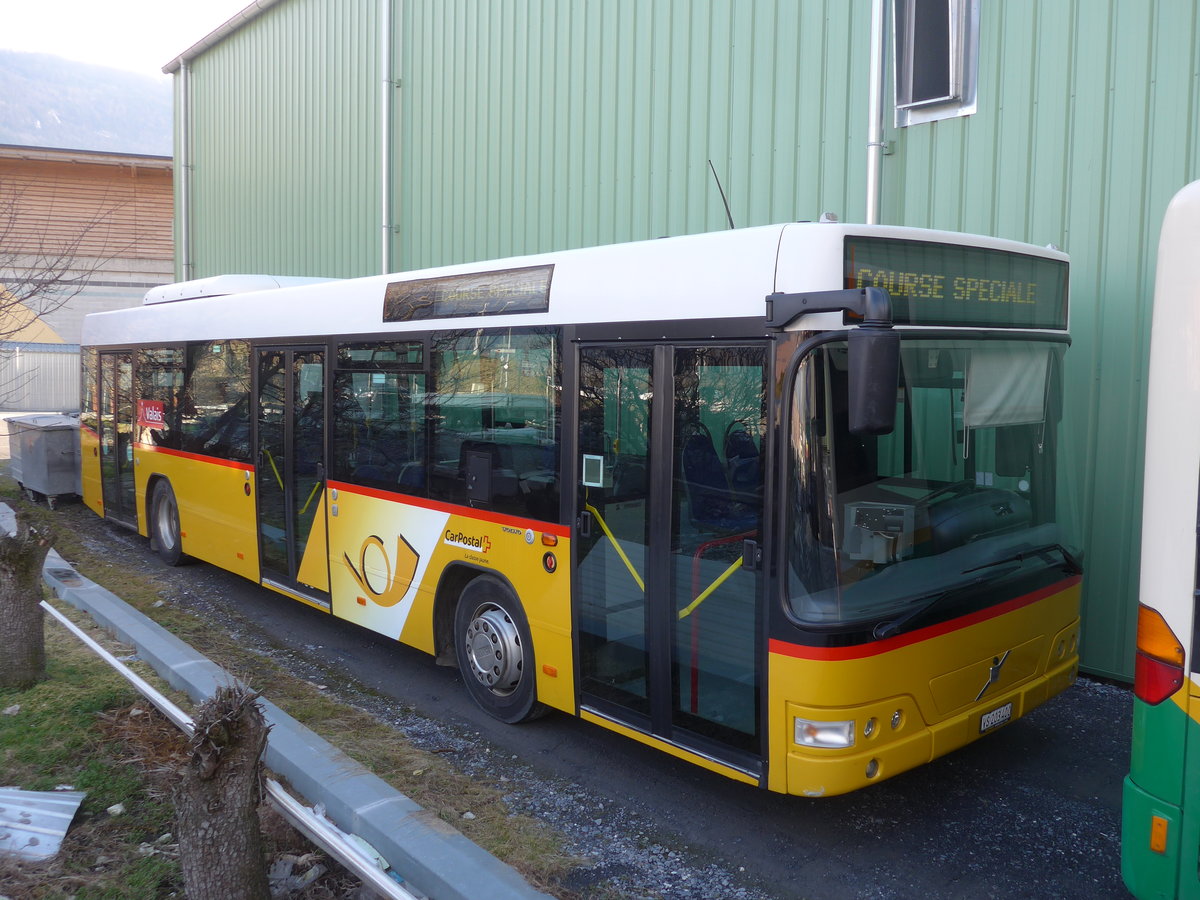 (188'921) - Buchard, Leytron - VS 203'400 - Volvo (ex SAPJV, L'Isle Nr. 30) am 18. Februar 2018 in Leytron, Garage