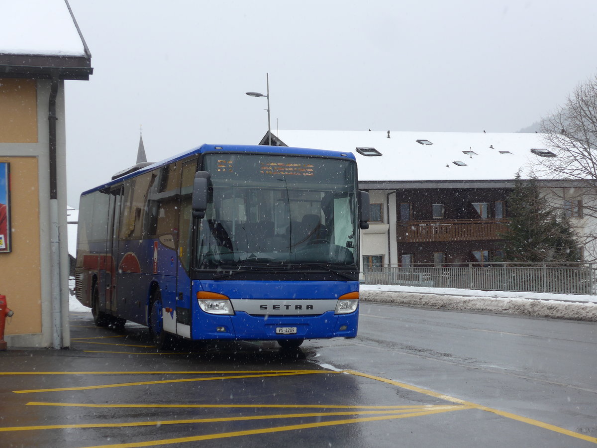 (189'006) - TPC Aigle - Nr. 9/VS 4209 - Setra am 3. Mrz 2018 beim Bahnhof Troistorrents