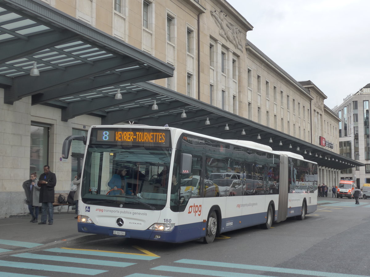 (189'134) - TPG Genve - Nr. 180/GE 960'564 - Mercedes am 12. Mrz 2018 beim Bahnhof Genve