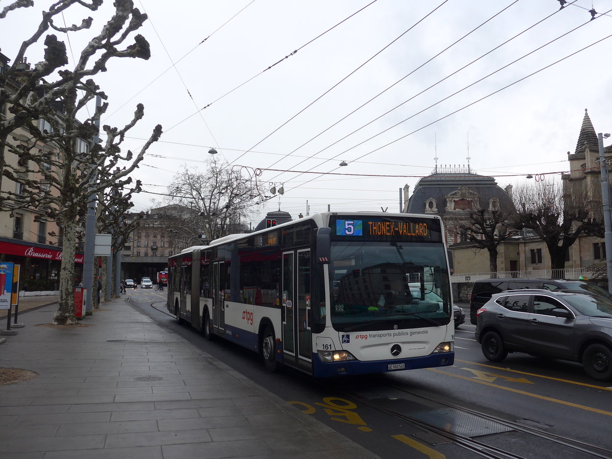 (189'137) - TPG Genve - Nr. 161/GE 960'545 - Mercedes am 12. Mrz 2018 in Genve, Place des Vingt-Deux-Cantons