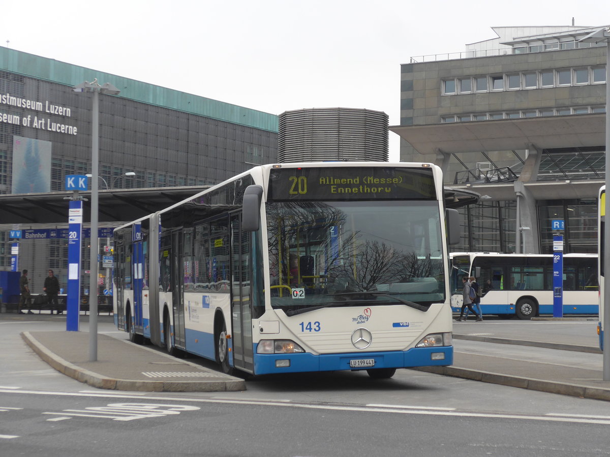 (189'307) - VBL Luzern - Nr. 143/LU 199'443 - Mercedes am 17. Mrz 2018 beim Bahnhof Luzern