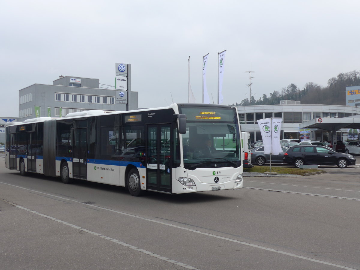 (189'593) - Welti-Furrer, Bassersdorf - Nr. 52/ZH 634'602 - Mercedes am 19. Mrz 2018 in Kloten, EvoBus