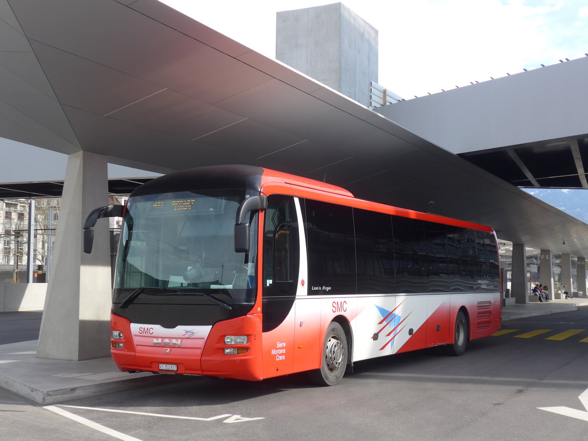 (189'719) - SMC Montana - Nr. 37/VS 352'837 - MAN am 30. Mrz 2018 in Sierre, Busbahnhof