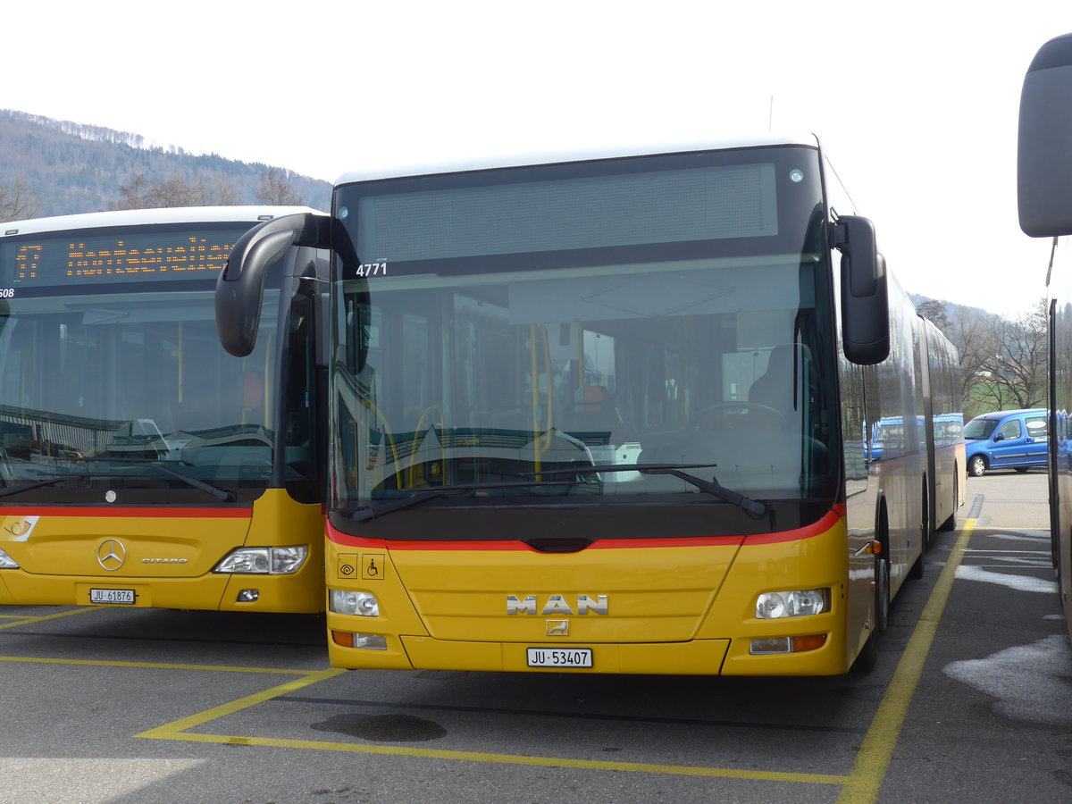 (189'884) - CarPostal Ouest - JU 53'407 - MAN (ex Nr. 37) am 2. April 2018 in Develier, Parkplatz