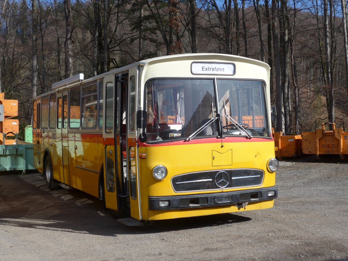 (190'034) - Schweizer, Schliern - Mercedes/R&J (ex SBE Mettleneggen, Wattenwil; ex Frommelt, FL-Vaduz) am 7. April 2018 in Oberburg, Ziegelgut 