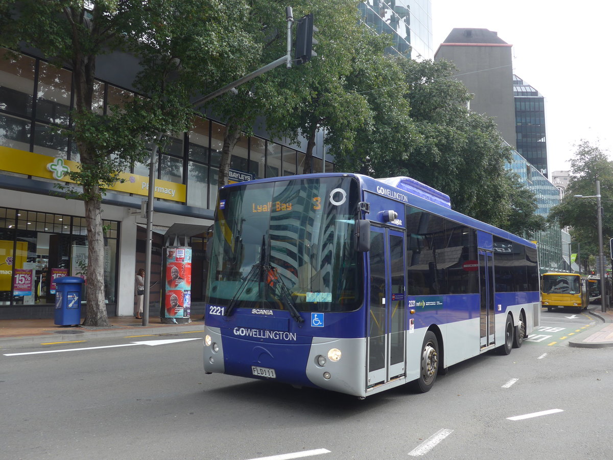 (191'711) - GO Wellington - Nr. 2221/FLD111 - Scania/KiwiBus am 27. April 2018 in Wellington