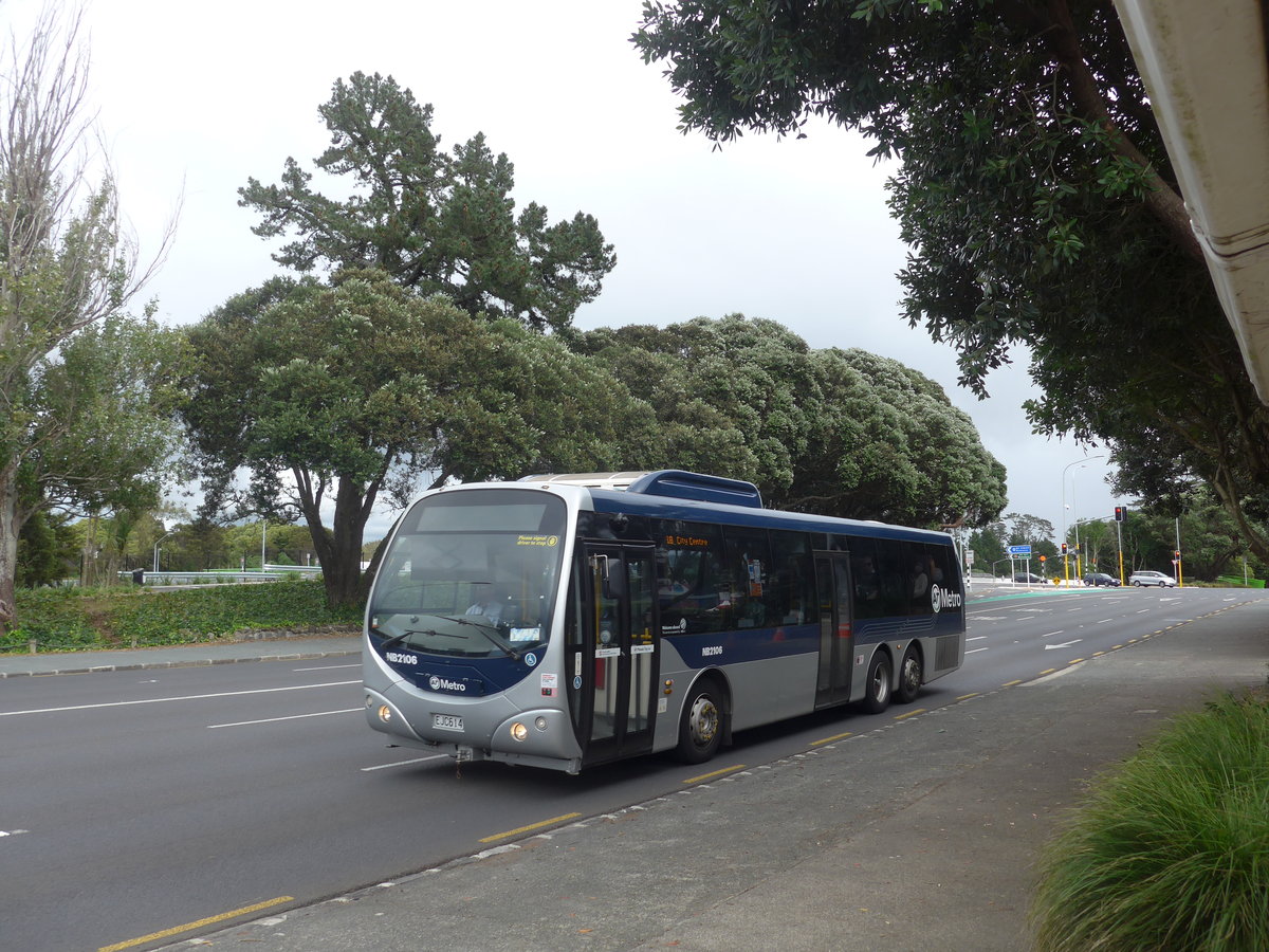 (192'005) - AT Metro, Auckland - Nr. NB2106/EJC614 - Scania/Designline am 30. April 2018 in Auckland, Motat