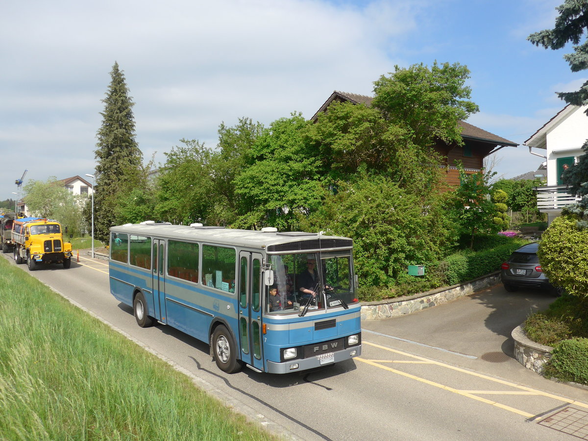 (192'554) - Schneider, Wettswil - Nr. 7/SZ 90'053 U - FBW/Tscher (ex Tiemann, Oetwil Nr. 7; ex VZO Grningen Nr. 7) am 5. Mai 2018 in Attikon, Bahnstrasse