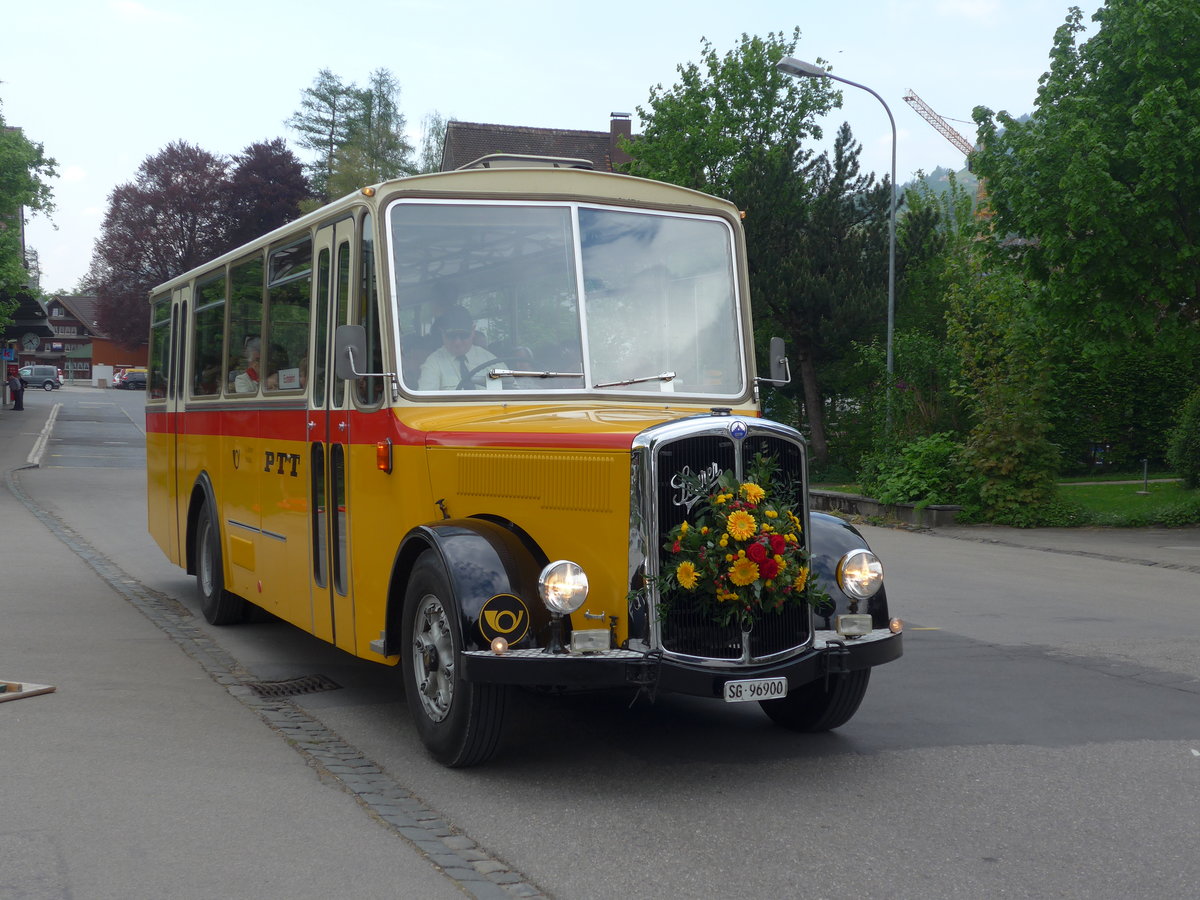 (192'779) - Altherr, Nesslau - SG 96'900 - Saurer/R&J am 5. Mai 2018 beim Bahnhof Nesslau-Neu St. Johann